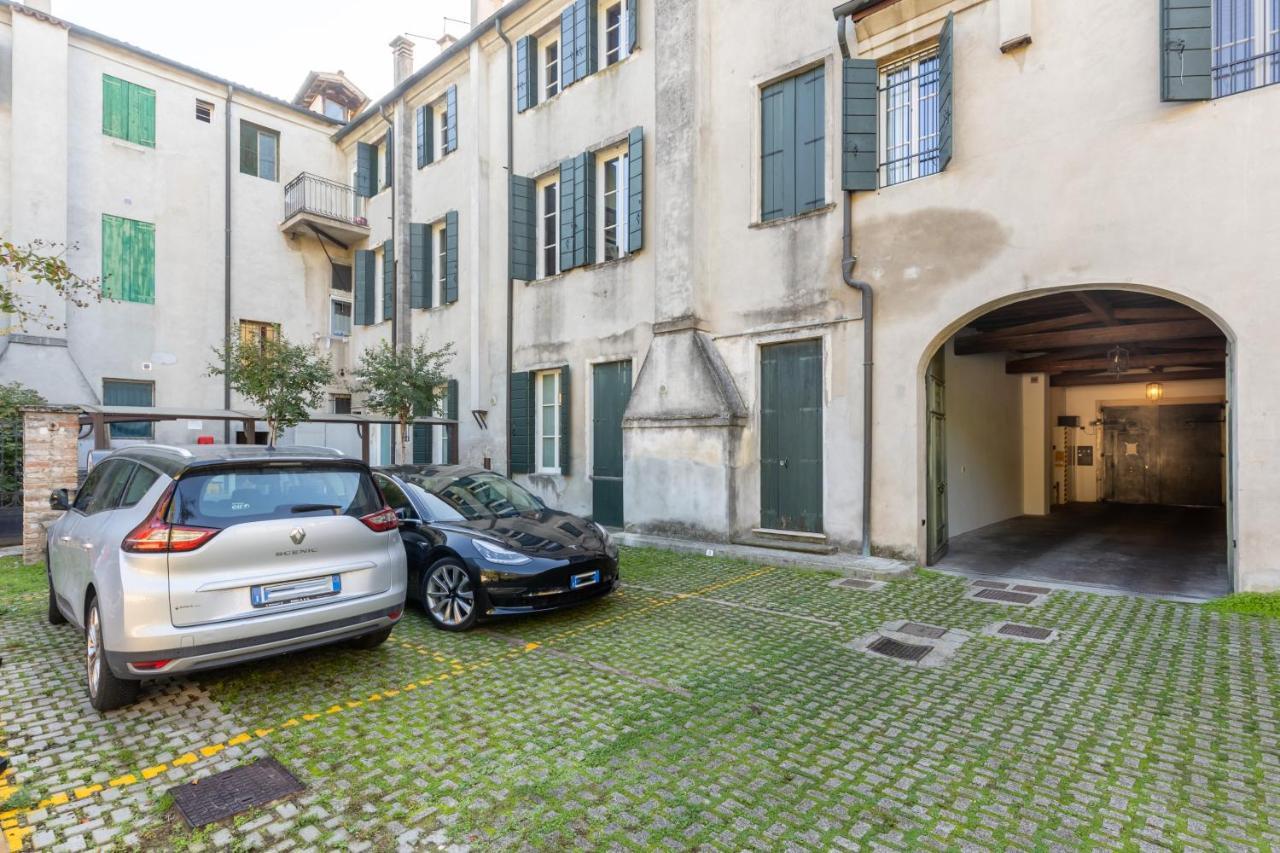 Casa Charleston dimora smart al Duomo Lejlighed Padova Eksteriør billede
