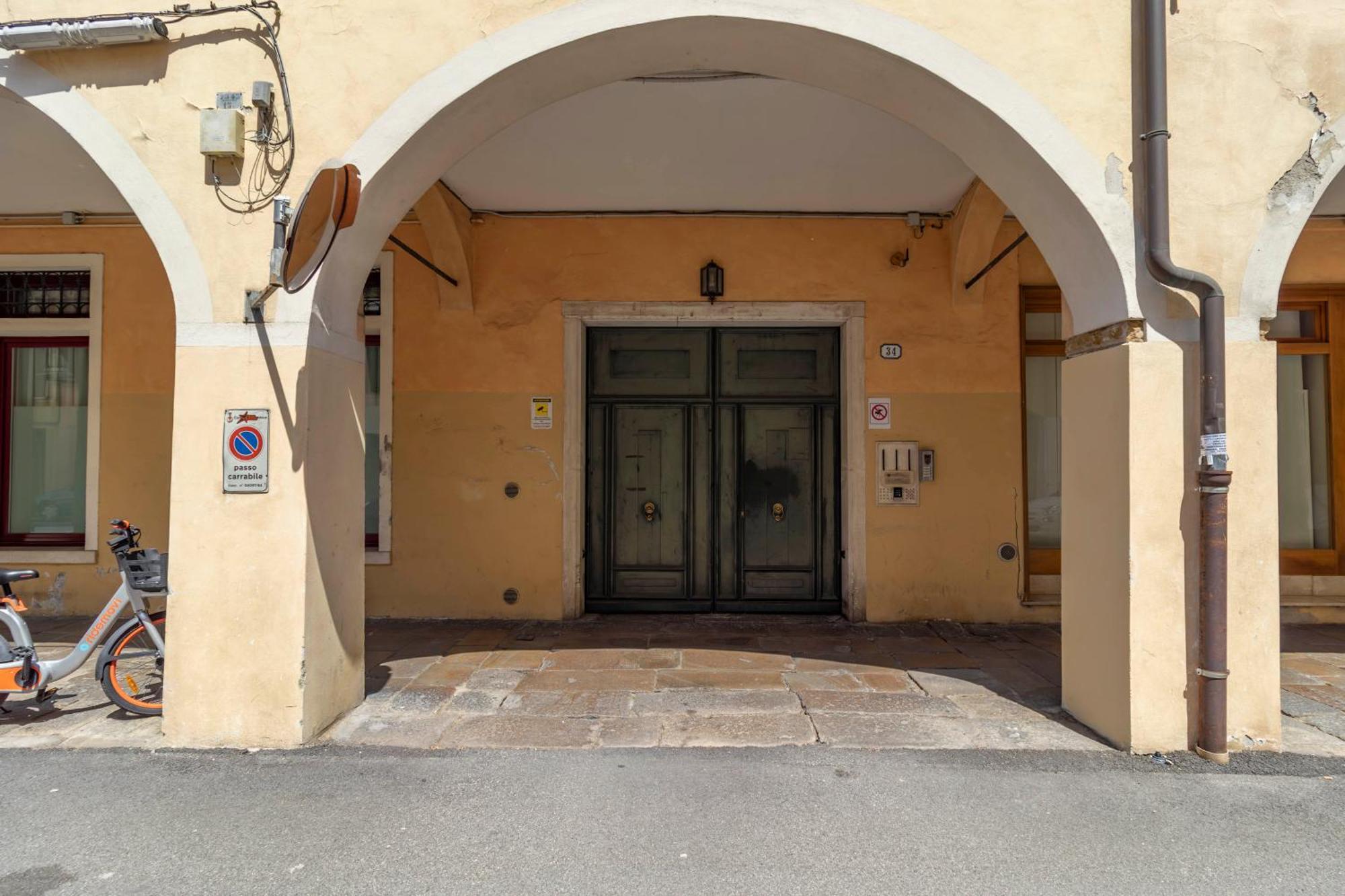 Casa Charleston dimora smart al Duomo Lejlighed Padova Eksteriør billede