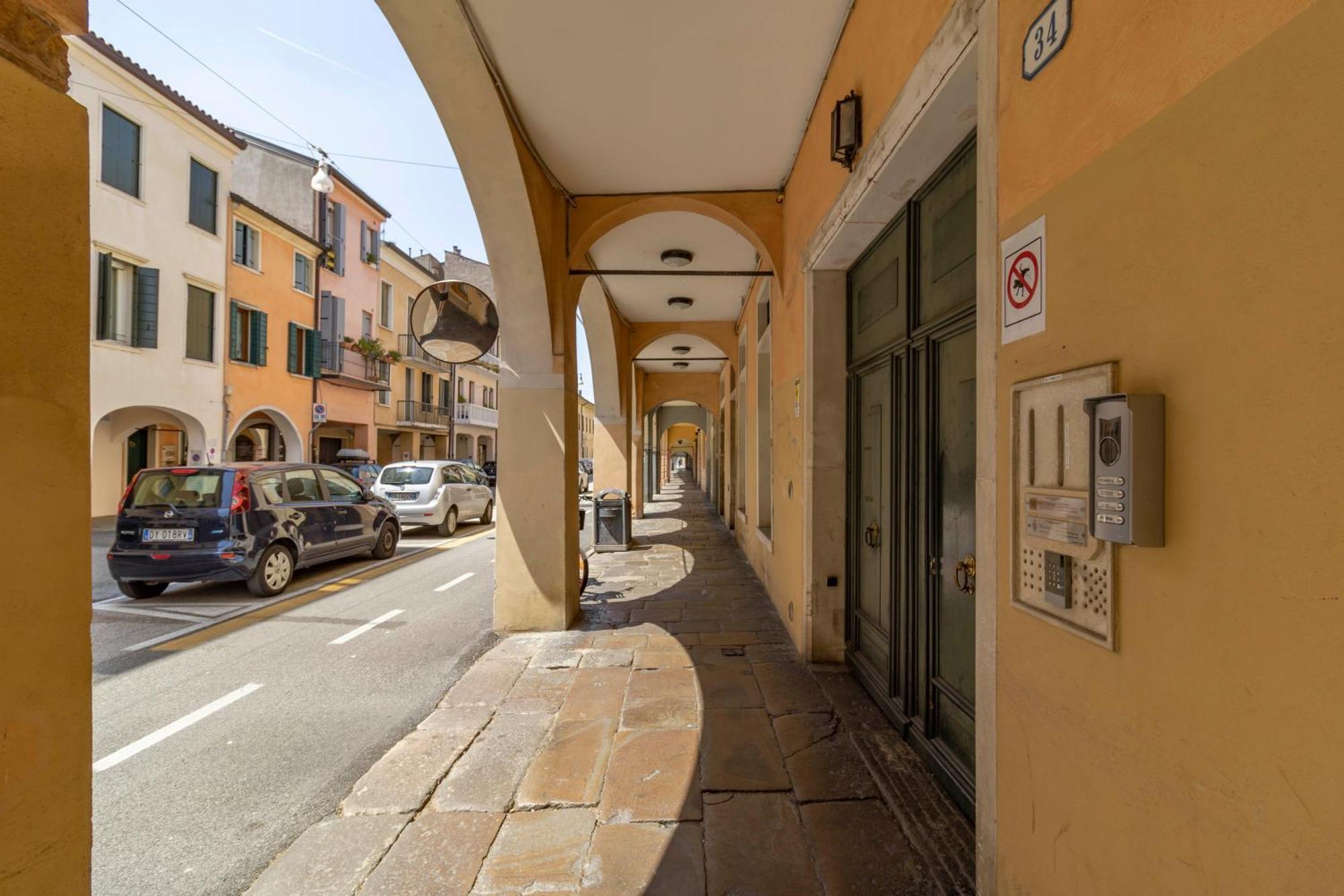 Casa Charleston dimora smart al Duomo Lejlighed Padova Eksteriør billede